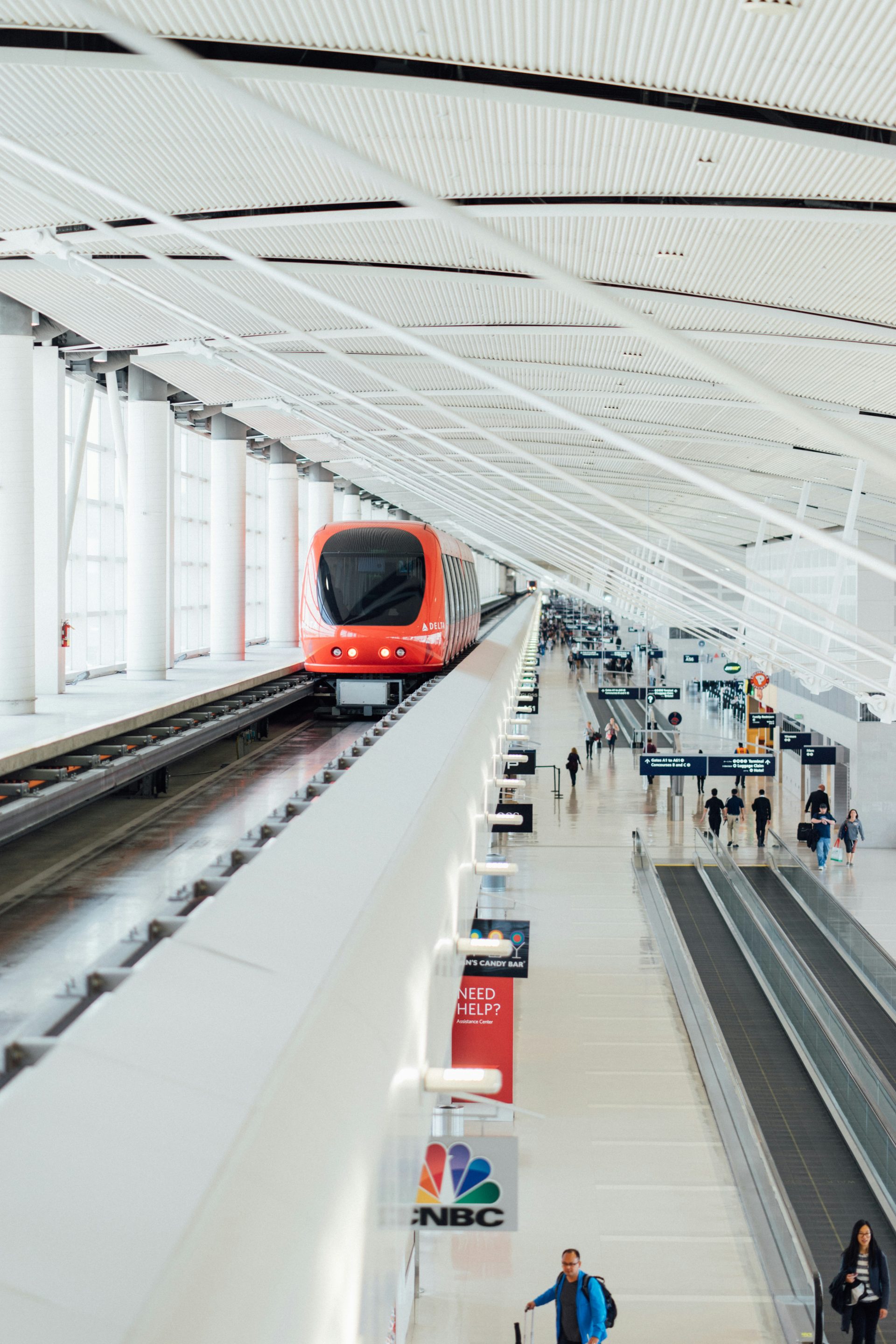 photographie d'un train en gare
